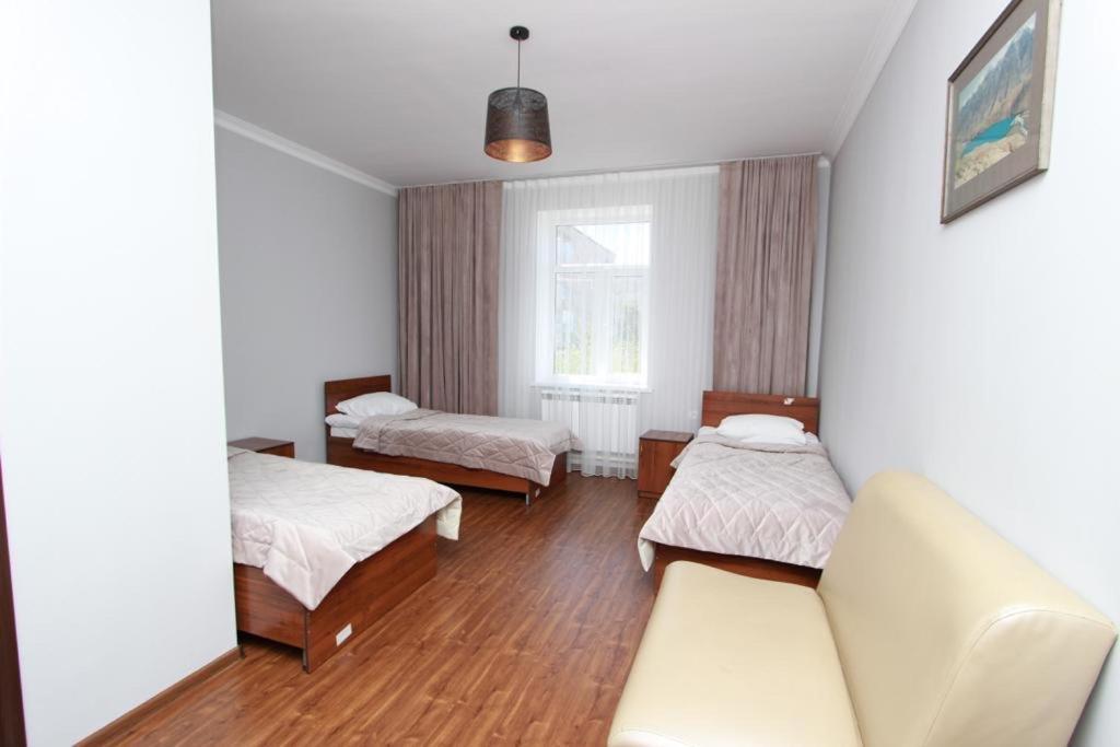 Muras Hotel Karakol Εξωτερικό φωτογραφία