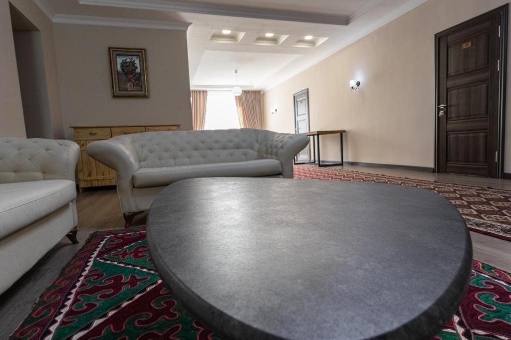 Muras Hotel Karakol Εξωτερικό φωτογραφία