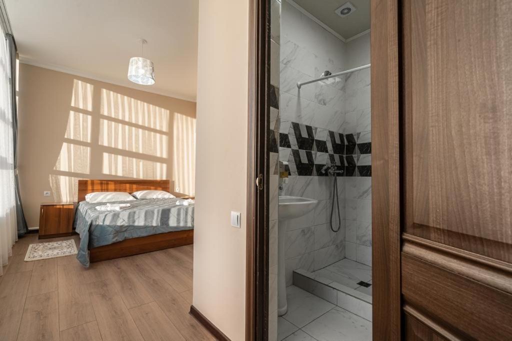 Muras Hotel Karakol Εξωτερικό φωτογραφία